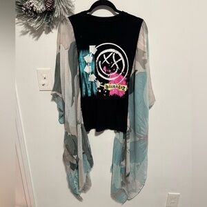 Reworked Blink-182 Graphic Black T-Shirt with Kimono Sleeves